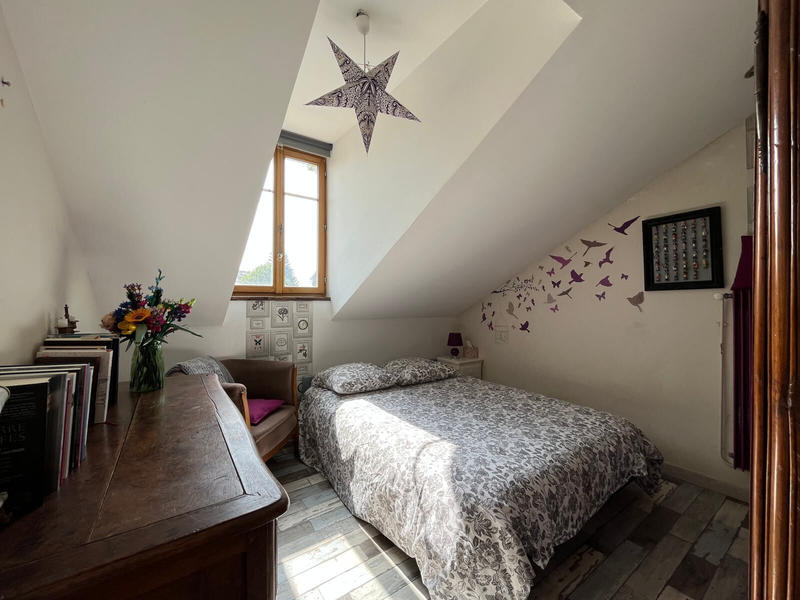 Maison - 185 m² - 10 pièces