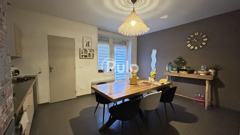 Maison - 80 m² - 5 pièces