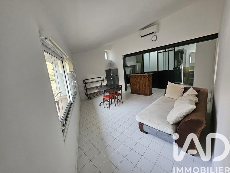 Maison - 250 m² - 8 pièces