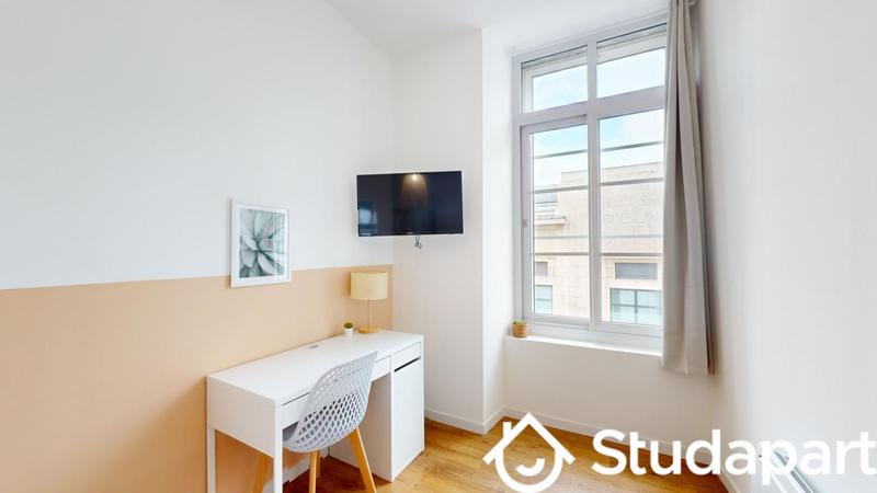 Chambre - 9 m² - 1 pièce