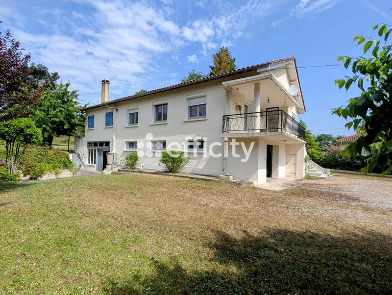 Maison - 150 m² - 8 pièces