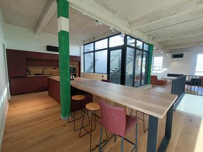 Chambre - 266 m² - 6 pièces