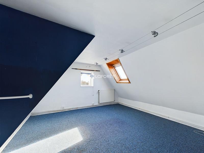 Maison - 128 m² - 7 pièces