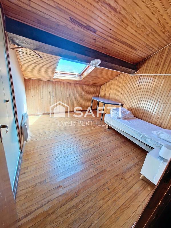 Maison - 150 m² - 8 pièces