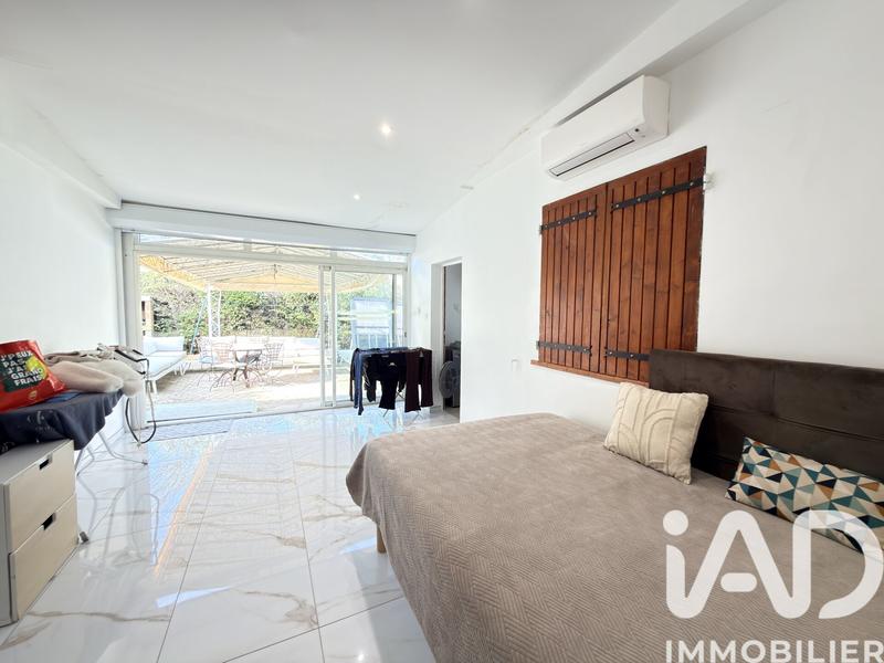 Maison - 179 m² - 5 pièces