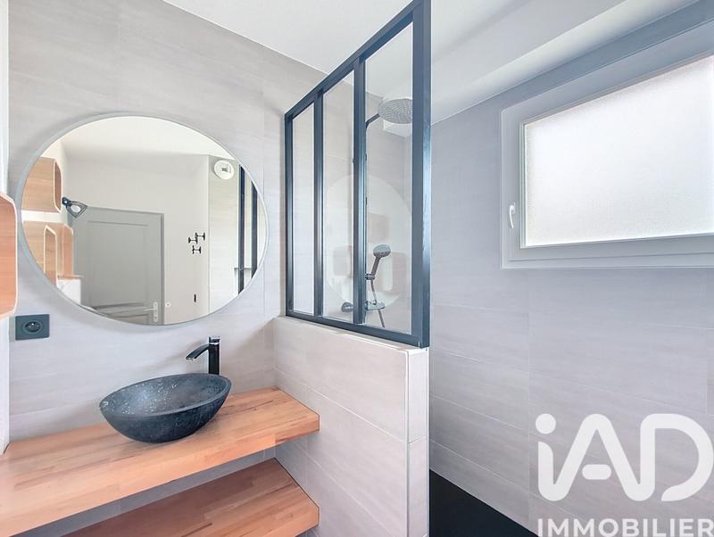 Appartement - 60 m² - 2 pièces