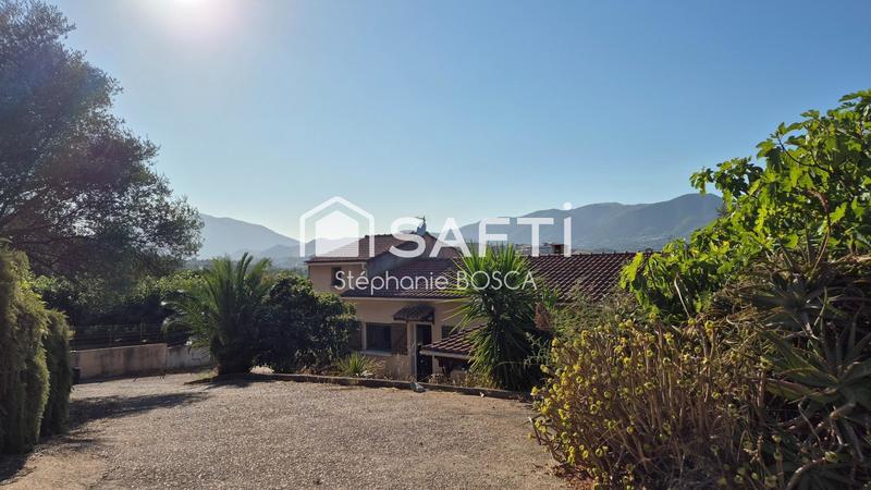 Maison - 135 m² - 5 pièces