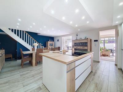 Villa - 130 m² - 5 pièces