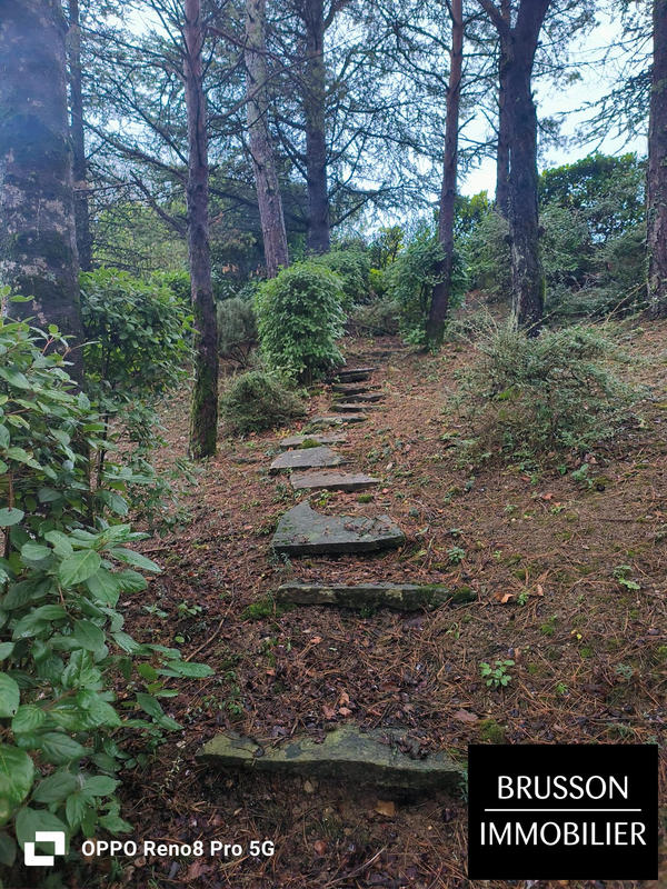 Villa - 256 m² - 6 pièces