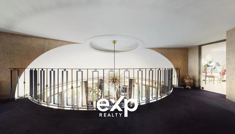 Propriété - 230 m² - 7 pièces