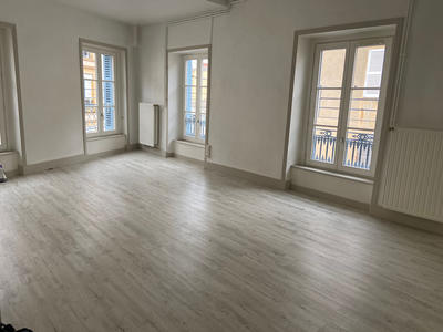 Appartement - 76 m² - 3 pièces
