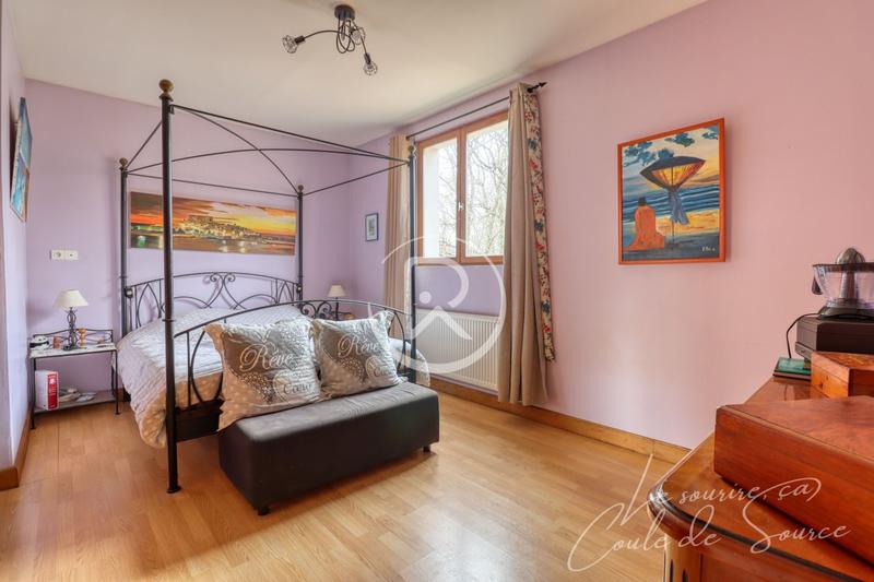 Villa - 223 m² - 7 pièces