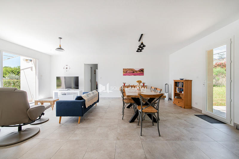 Maison - 110 m² - 4 pièces