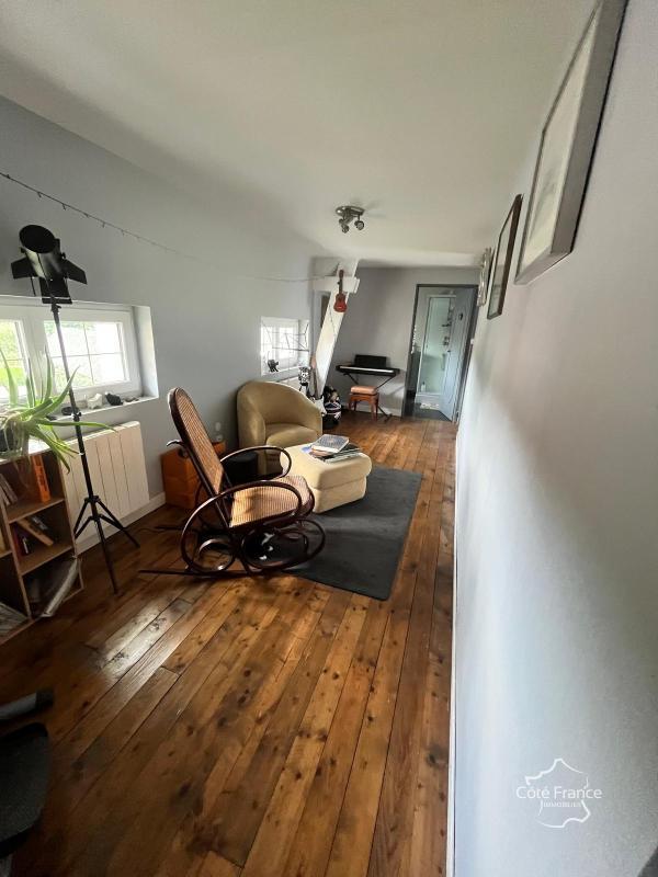 Maison de village - 166 m² - 8 pièces