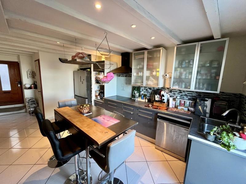 Maison de village - 83 m² - 4 pièces