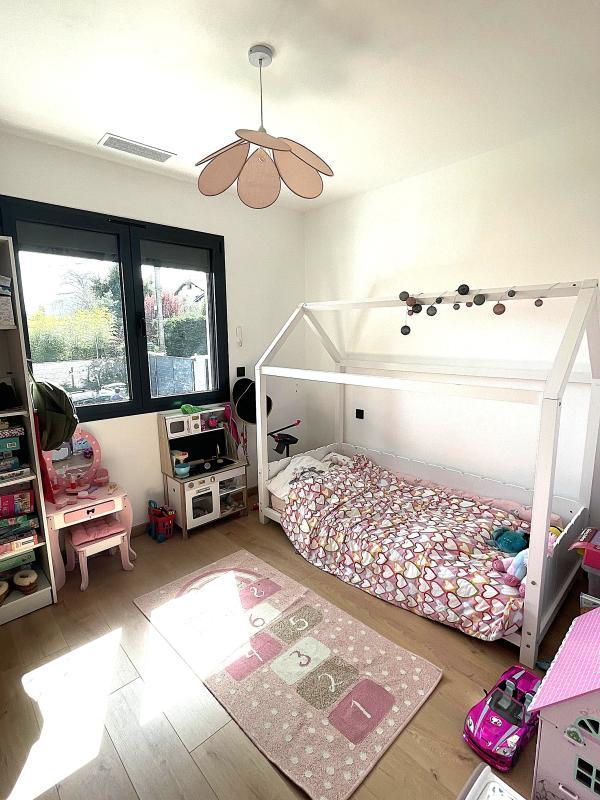 Villa - 167 m² - 6 pièces