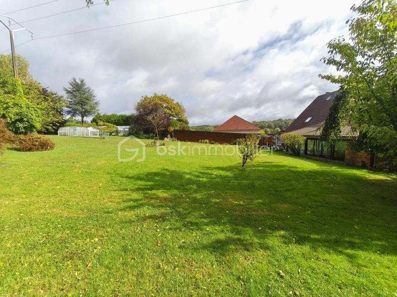 Maison - 213 m² - 8 pièces