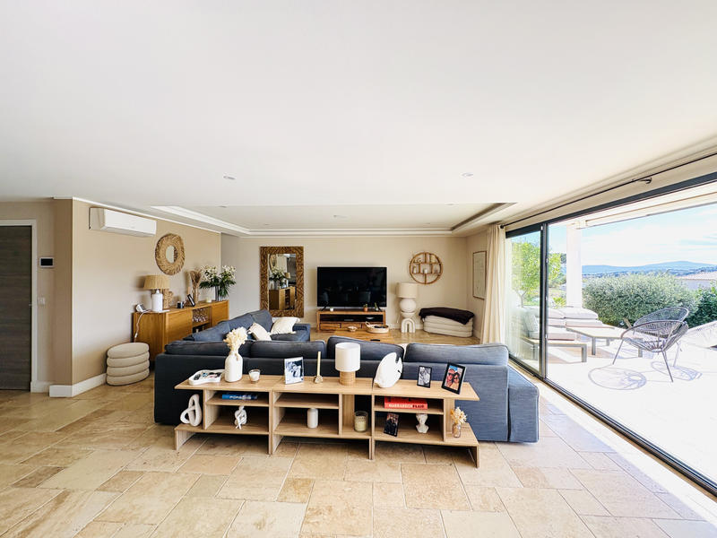 Villa - 160 m² - 4 pièces