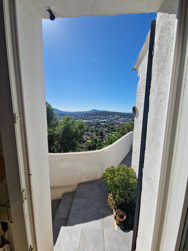 Maison - 176 m² - 6 pièces