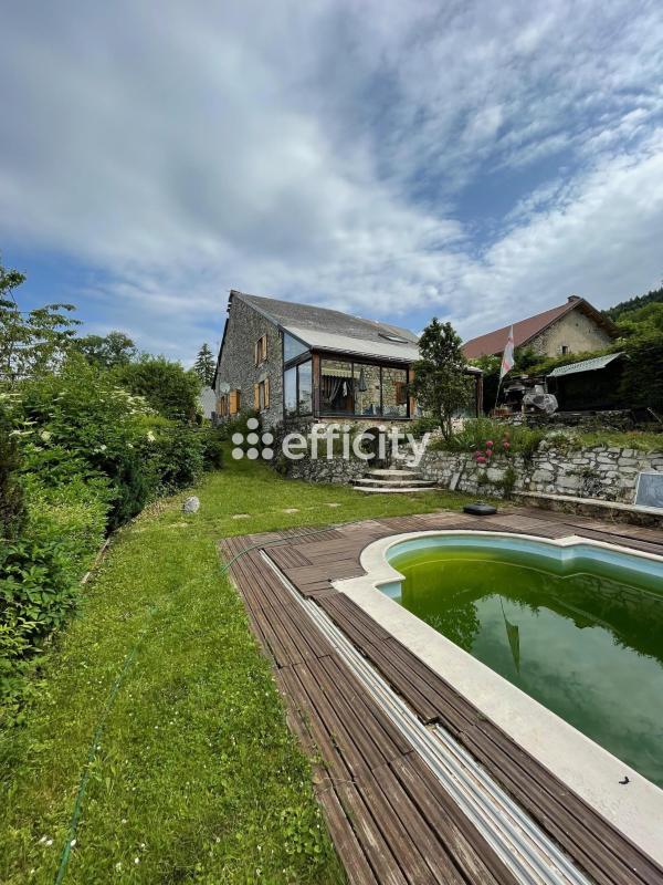 Maison - 125 m² - 6 pièces