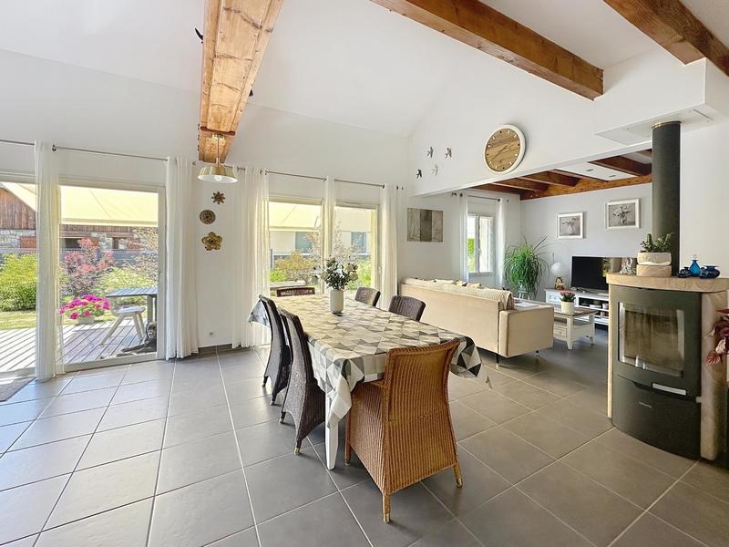 Maison - 174 m² - 5 pièces