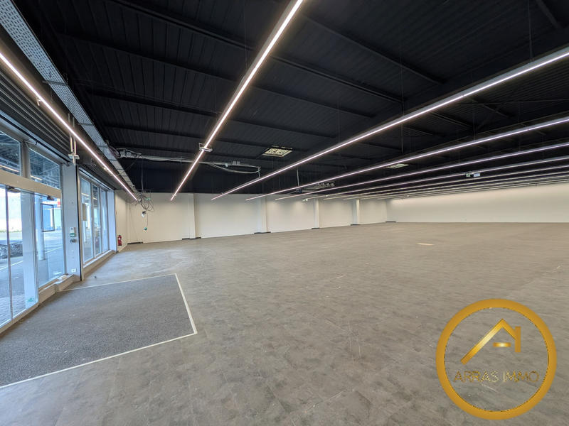 Local commercial - 800 m²