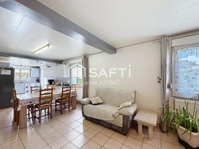 Maison - 138 m² - 5 pièces