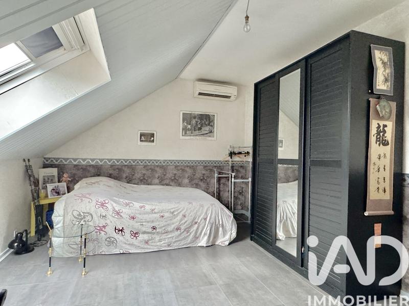 Maison - 189 m² - 8 pièces