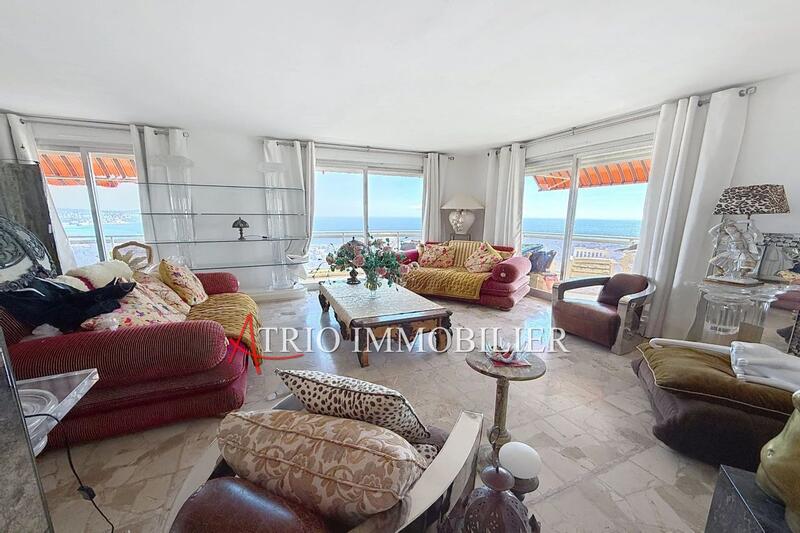 Appartement - 166 m² - 6 pièces