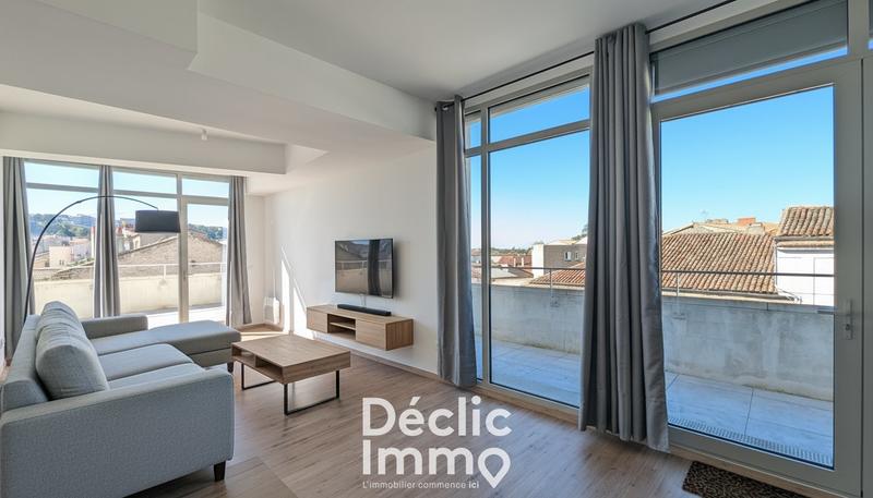 Appartement sur toit - 80 m² - 3 pièces