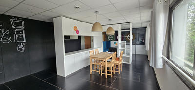 Bureau - 70 m²