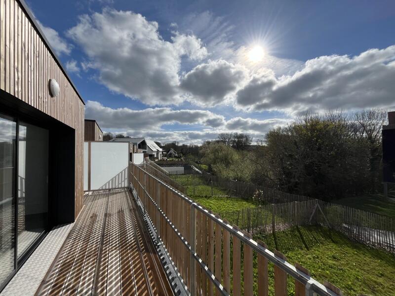 Maison - 104 m² - 4 pièces