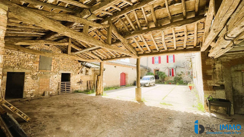 Maison - 180 m² - 6 pièces