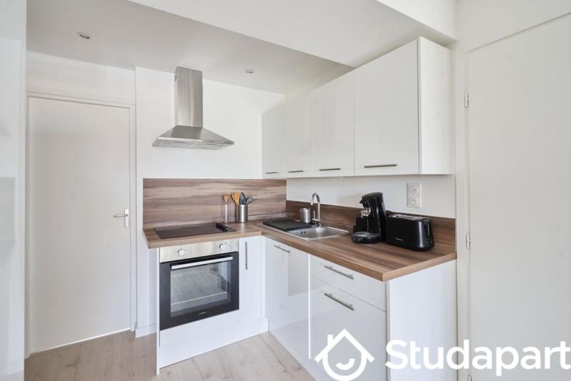 Chambre - 12 m² - 1 pièce