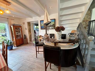 Maison - 113 m² - 5 pièces