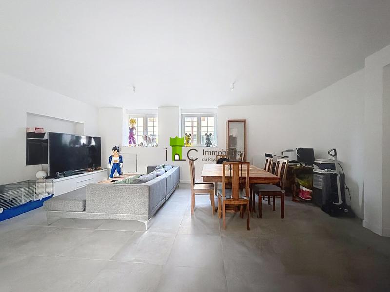 Appartement - 93 m² - 3 pièces