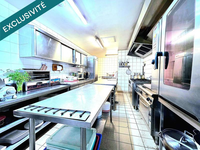 Local commercial - 161 m² - 4 pièces