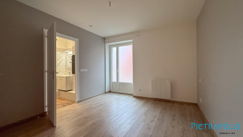 Maison - 583 m² - 15 pièces