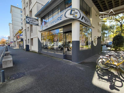 Fonds de commerce - 47 m²