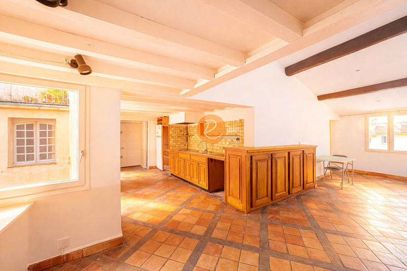 Appartement - 87 m² - 3 pièces