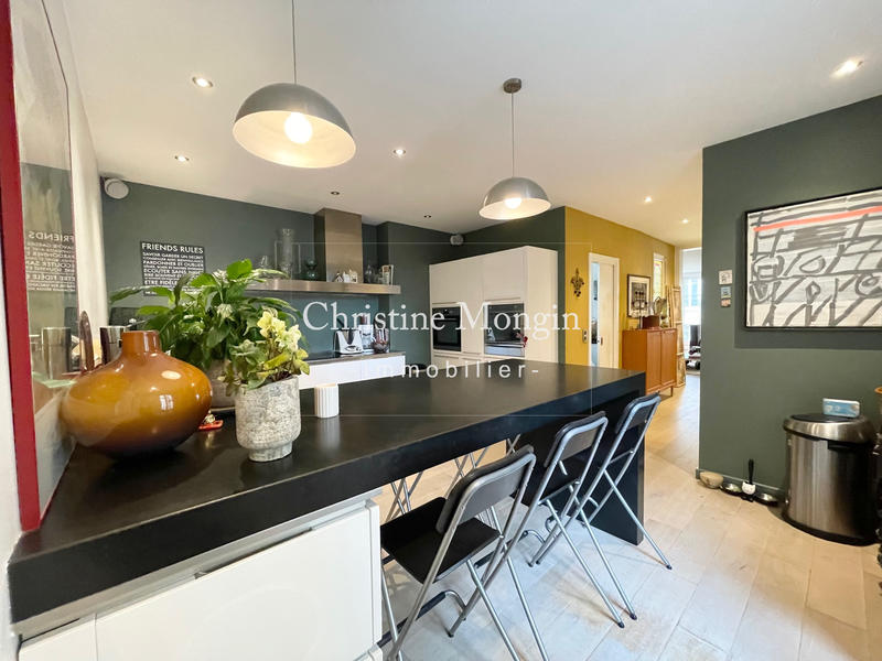 Appartement - 79 m² - 2 pièces