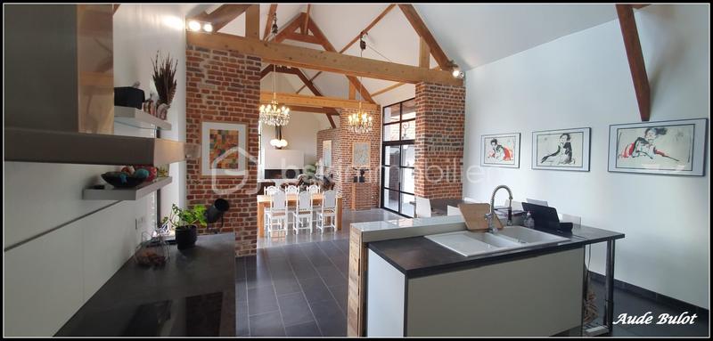 Corps de ferme - 287 m² - 10 pièces