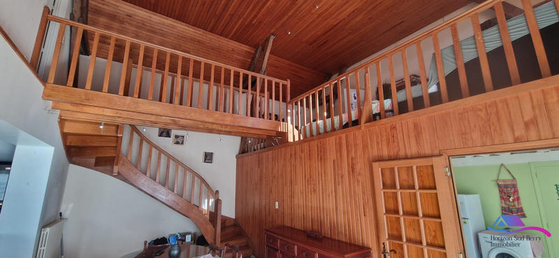 Maison - 217 m² - 6 pièces