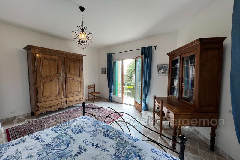 Appartement - 92 m² - 3 pièces