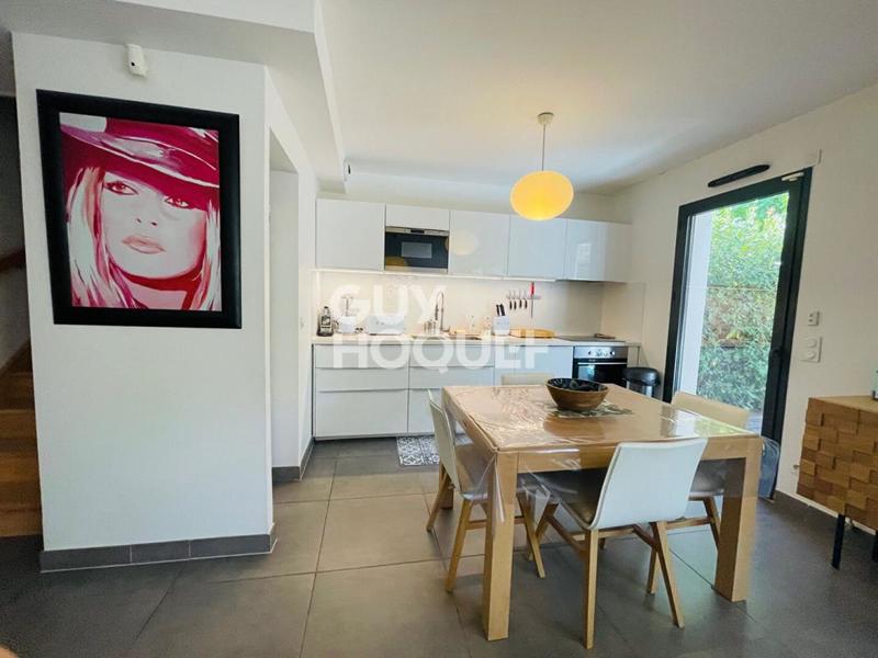 Maison - 106 m² - 5 pièces