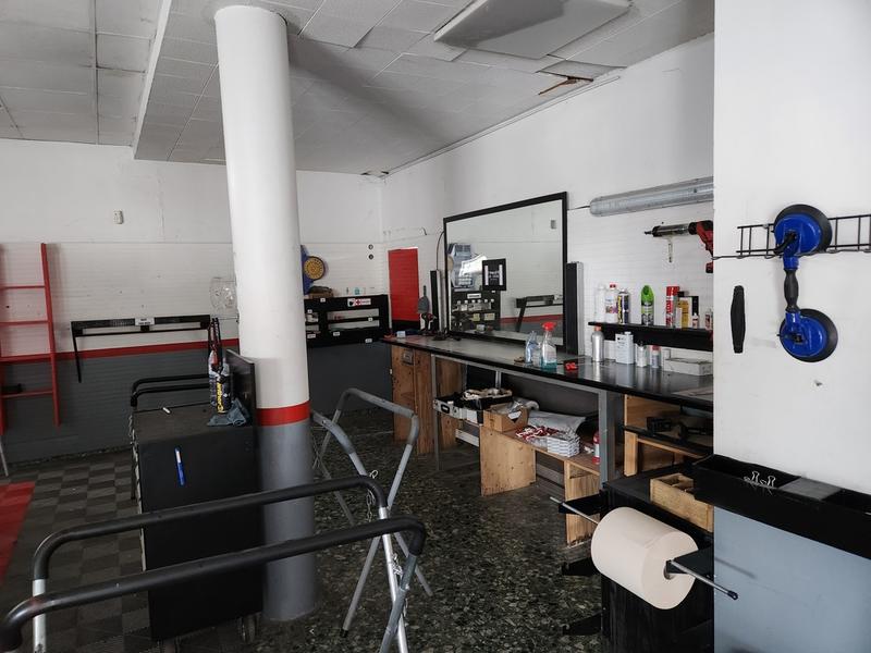 Local commercial - 200 m²