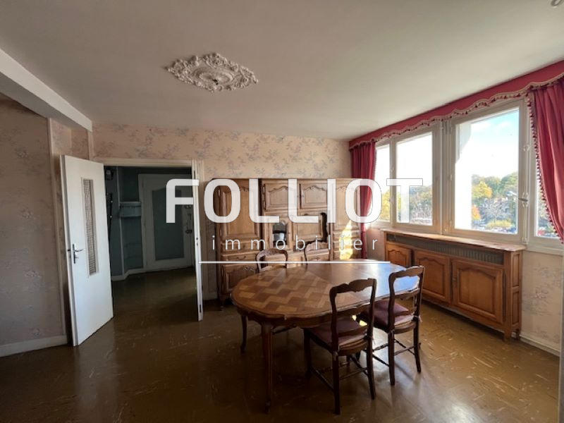 Appartement - 79 m² - 4 pièces