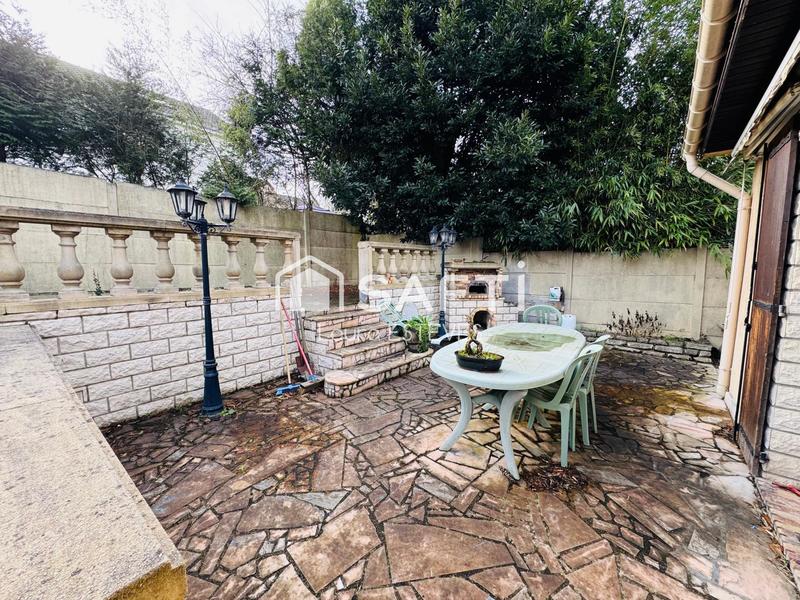 Maison - 111 m² - 6 pièces