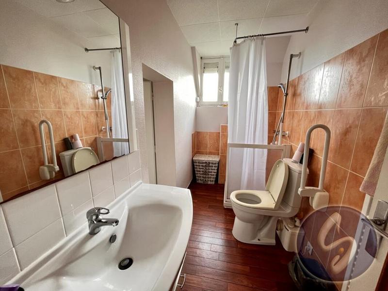 Maison - 121 m² - 5 pièces