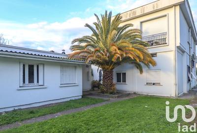 Appartement - 80 m² - 5 pièces